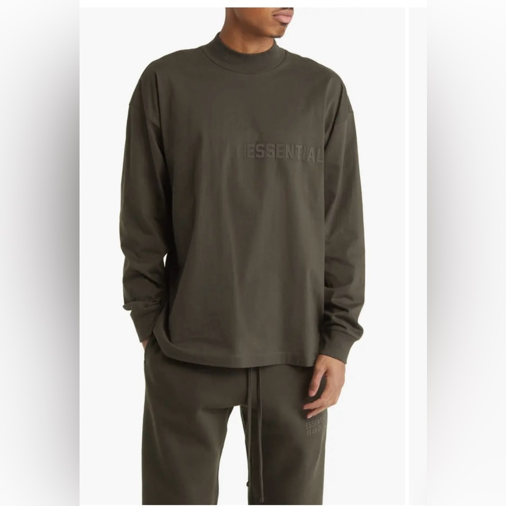 [Fear of God Essentials] Long Sleeve Cotton Graphic T-Shirt